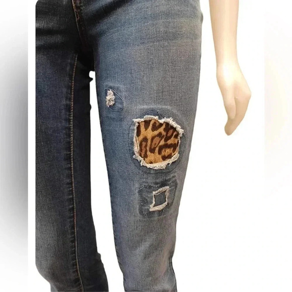 Tahari Evelyn Distressed Patchwork High Rise Skinny Jeans  Size 4/27 - Picture 4 of 16